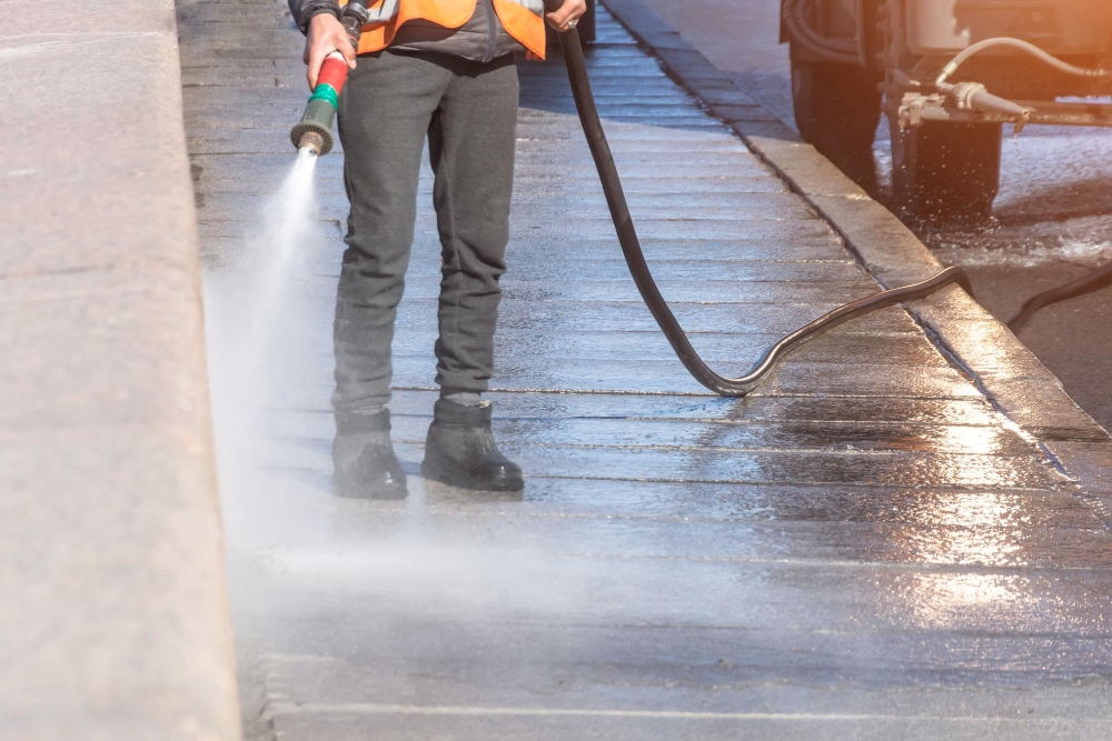 Commercial pressure washers
