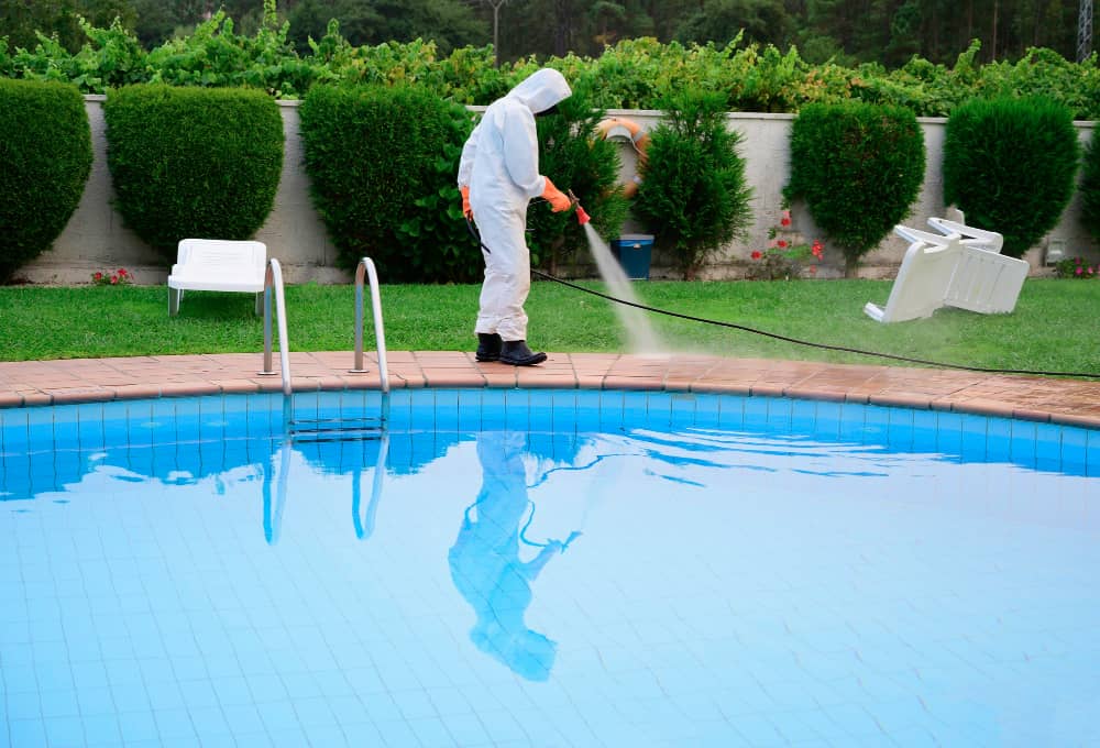 pool cleaning