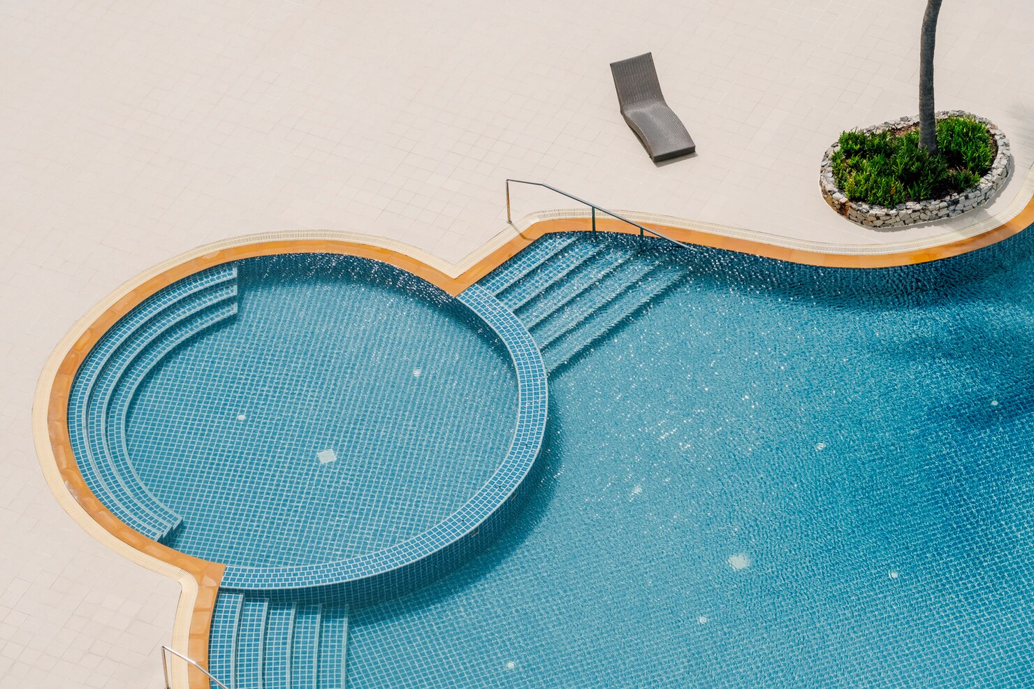 Swimming Pool Stain Removal